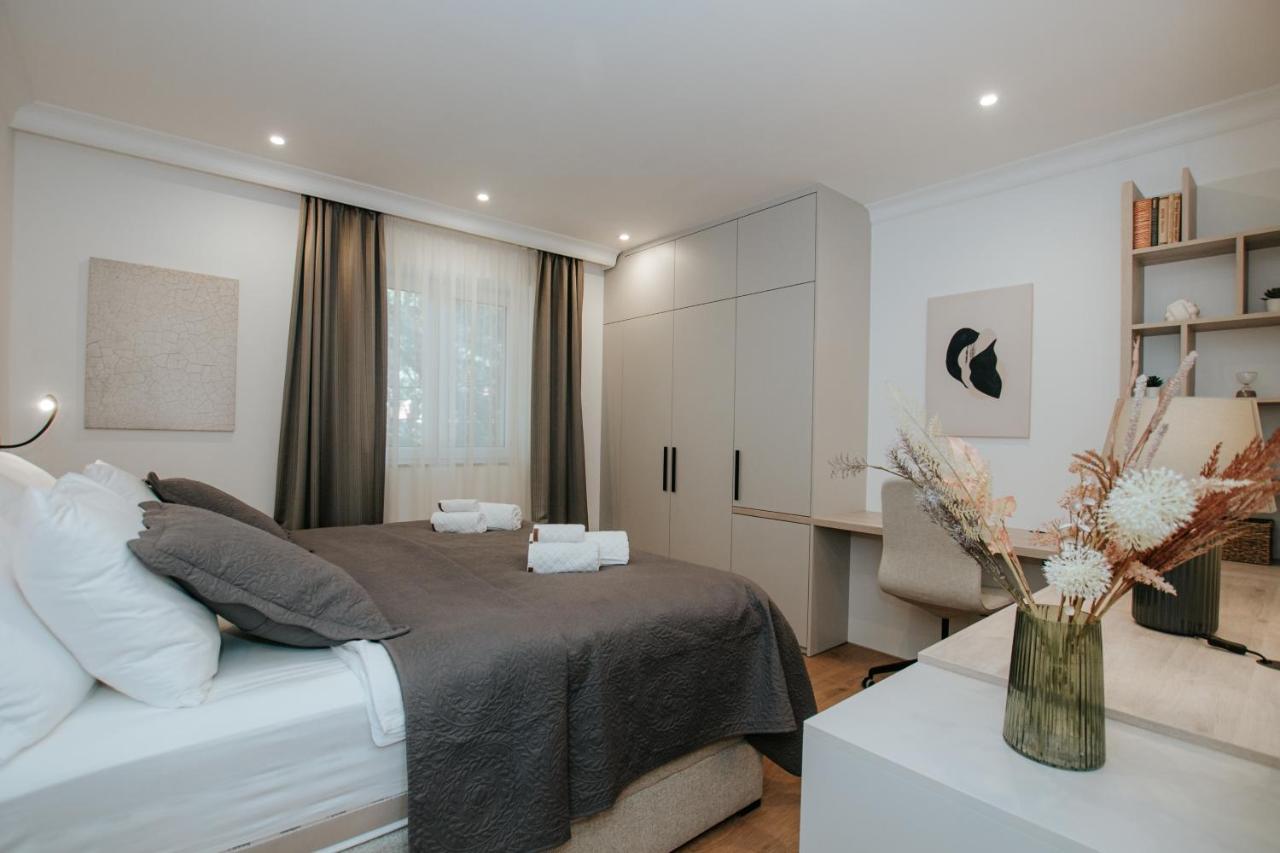 Apartment Datala Марина Экстерьер фото